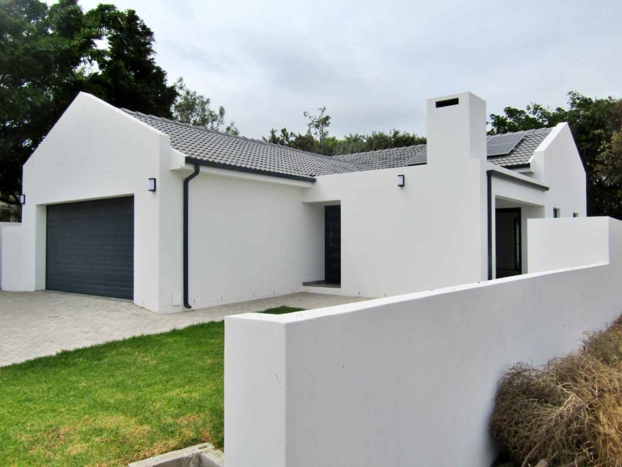 4 Bedroom Property for Sale in Shelley Point Western Cape